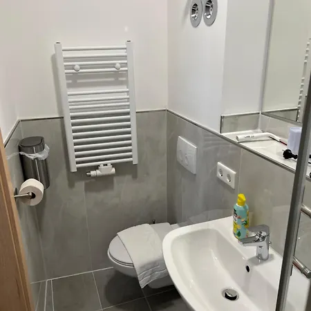 Nb מלון דירות 4*