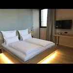 Nb 4* Nürnberg